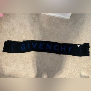 Givenchy Paris football scarf. New without tags!